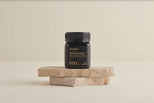 Load image into Gallery viewer, Manukora UMF 20+/MGO 850+ Raw M?nuka Honey (250g/8.8oz) Authentic Non-GMO New Zealand Honey, UMF &amp; MGO Certified, Traceable from Hive to Hand
