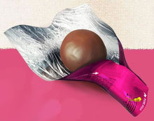 Load image into Gallery viewer, Bonbon Sonho de Valsa Lacta 35.27oz | Bombom Sonho de Valsa Lacta 1kg (PACK OF 02)
