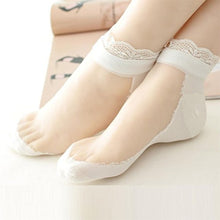 Load image into Gallery viewer, Elaco Ultrathin Transparent Beautiful Crystal Lace Elastic Short Socks For Women (White)
