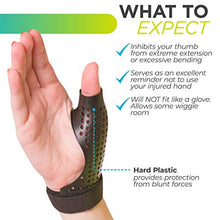 Load image into Gallery viewer, BraceAbility Hard Plastic Thumb Splint | Arthritis Treatment Brace to Immobilize &amp; Stabilize CMC, Basal and MCP Joints for Trigger Thumb, Tendonitis Pain, Sprains (Medium - Right Hand)
